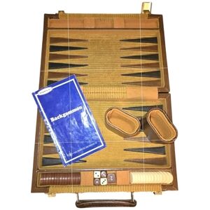 Fred Roberts Co.VTG Backgammon Briefcase Game Complete with 1 Substituted Piece